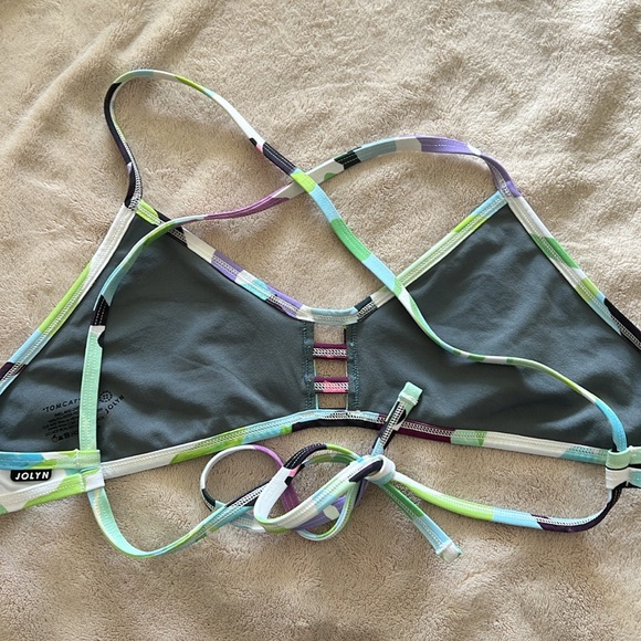 Jolyn “tomcat” bikini top. Size X- large. - Picture 2 of 3